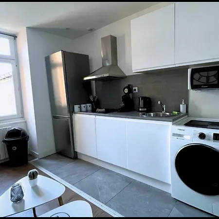 Sq Appartement - 2 Chambres - Proche Gare - Wi-Fi