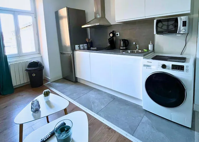 Sq - 2 - Proche Gare - Wi-fi Appartement